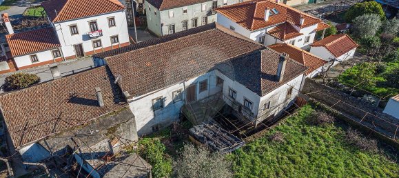 3 bedrooms House in Castanheira de Pera, Portugal No. 17329 2