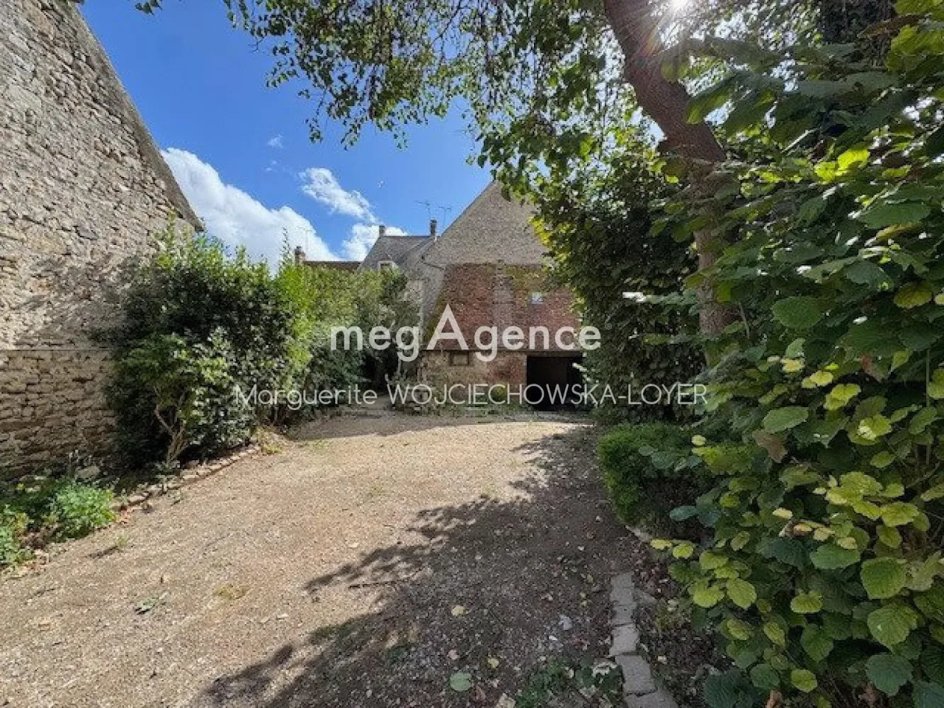 Casa de 3 dormitorios en Orne, France No. 352836