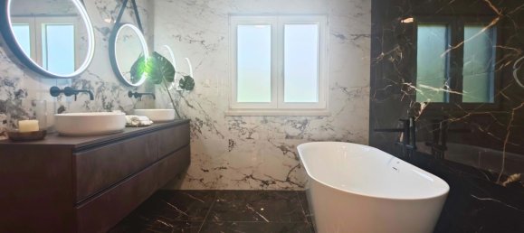 4 bedrooms Villa in Almada, Portugal No. 202476 23