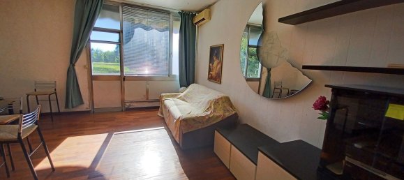 Estudio en Trezzano sul Naviglio, Italy No. 318506 27