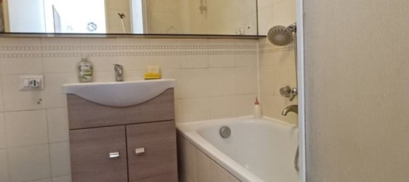 Estudio en Trezzano sul Naviglio, Italy No. 318506 11