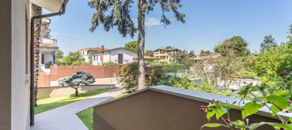 5 rooms Villa in Corsico, Italy No. 336937 2