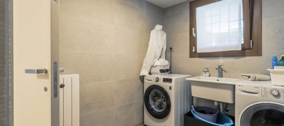 5 rooms Villa in Corsico, Italy No. 336937 38