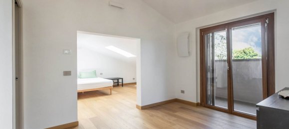 5 rooms Villa in Corsico, Italy No. 336937 24