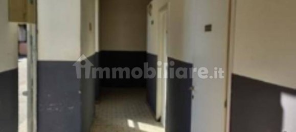 5 rooms Commercial property in Somma Lombardo, Italy No. 264207 9