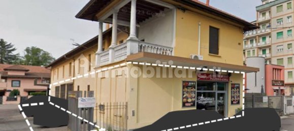 5 rooms Commercial property in Somma Lombardo, Italy No. 264207 3