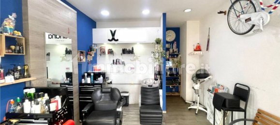 2 rooms Commercial property in Milan, Italy No. 378627 8