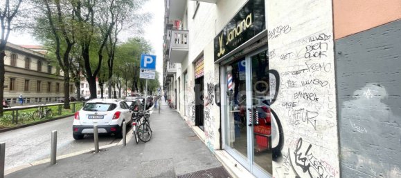 2 rooms Commercial property in Milan, Italy No. 378627 16