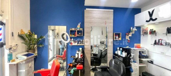 2 rooms Commercial property in Milan, Italy No. 378627 9