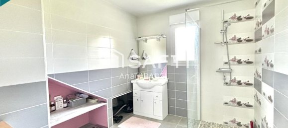 3 Schlafzimmer Haus in Lusigny-sur-Barse, France, Nr. 227602 7