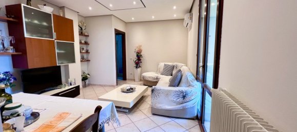 2 bedrooms Building in Bellaria Igea Marina, Italy No. 267302 4