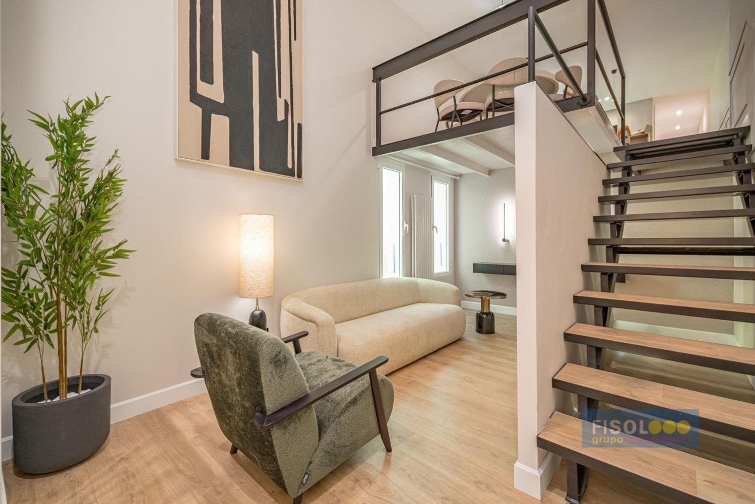 Дуплекс с 2 спальнями в Мадрид, Испания № 127455