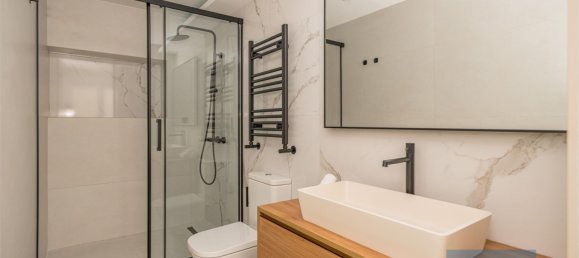 Дуплекс с 2 спальнями в Мадрид, Испания № 127455 13