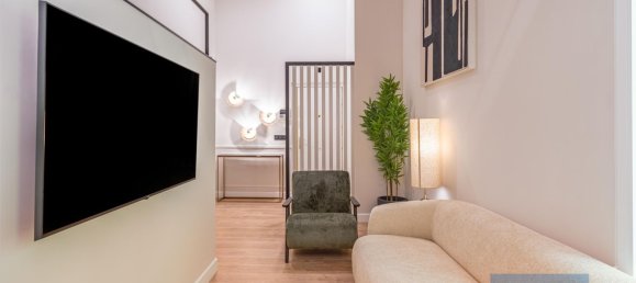 Дуплекс с 2 спальнями в Мадрид, Испания № 127455 2