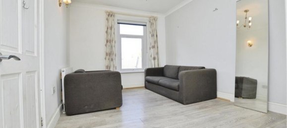 2 Schlafzimmer Wohnung in Plaistow, United Kingdom, Nr. 12467 4