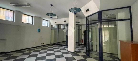 3-salle Propriété commerciale à Cornate d'Adda, Italy No. 202713 2
