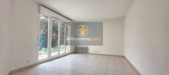 3 bedrooms House in Sarcelles, France No. 335091 5