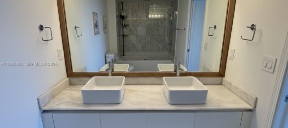 2 Schlafzimmer Gewerbliche Immobilien in Miami, USA, Nr. 615570 20