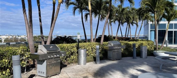 2 Schlafzimmer Gewerbliche Immobilien in Miami, USA, Nr. 615570 11