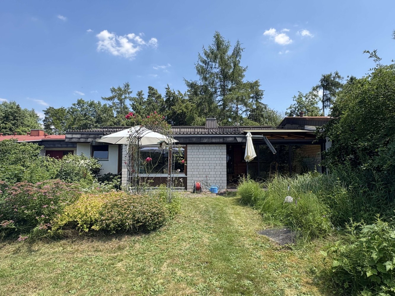 8 rooms Townhouse in Konstanz, Germany No. 248306