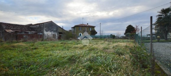 4 rooms House in Zenson di Piave, Italy No. 171206 16