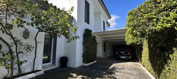 3 bedrooms Villa in Marbella, Spain No. 134089 2