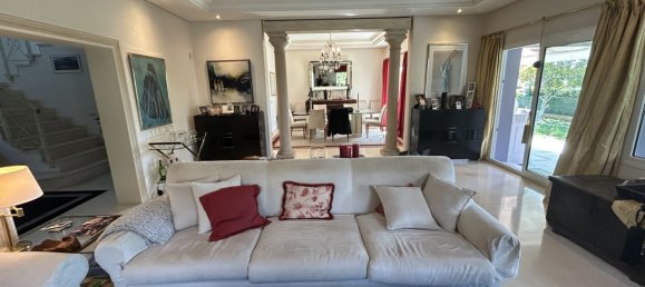 3 bedrooms Villa in Marbella, Spain No. 134089 5