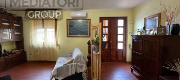 3 bedrooms House in Borgo a Mozzano, Italy No. 214283 6