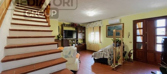 3 bedrooms House in Borgo a Mozzano, Italy No. 214283 38