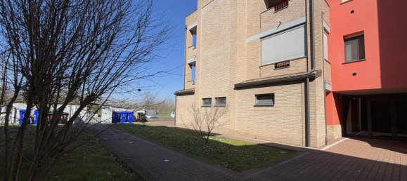 3 rooms Apartment in Colorno, Italy No. 237413 41