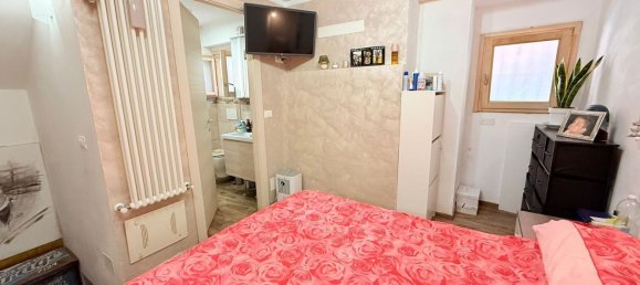 3 bedrooms Apartment in Imperia, Italy No. 358248 5