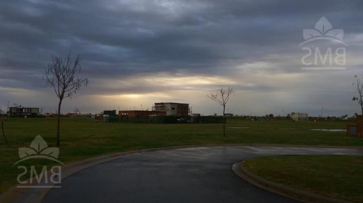  قطعة أرض في Escobar, Argentina رقم 114871