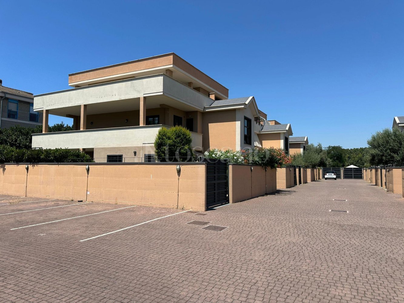 4غرفة منزل في Rome, Italy رقم 78259