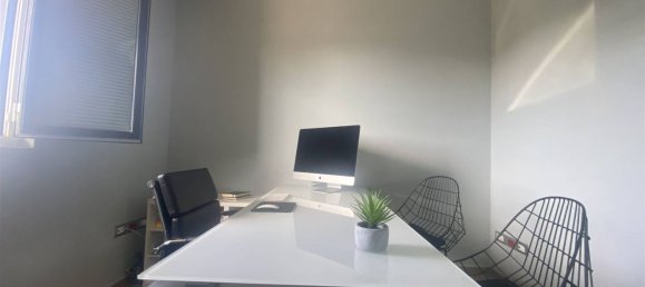 Bureau à Cecina, Italy 43m² No. 155360 6