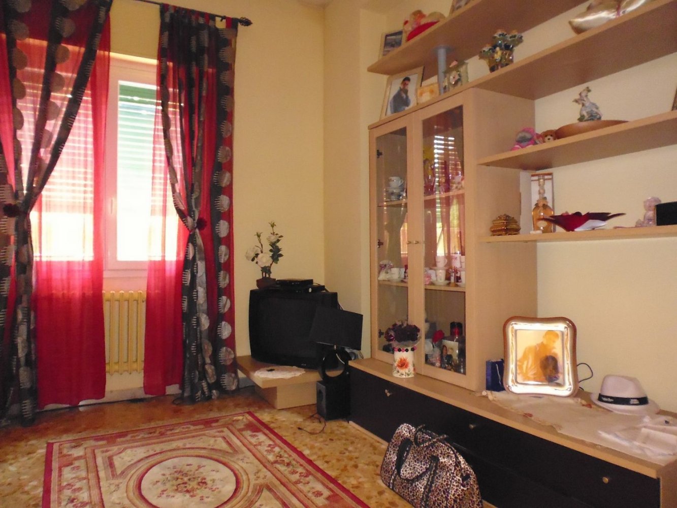 3-salle Appartement à Frosinone, Italy No. 203142