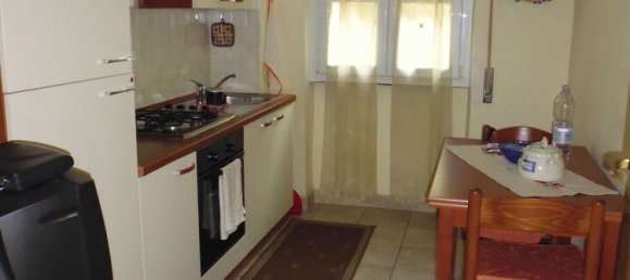 3-salle Appartement à Frosinone, Italy No. 203142 3