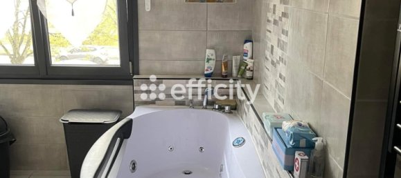 Дом с 5 спальнями в Блуа, Франция № 79139 5