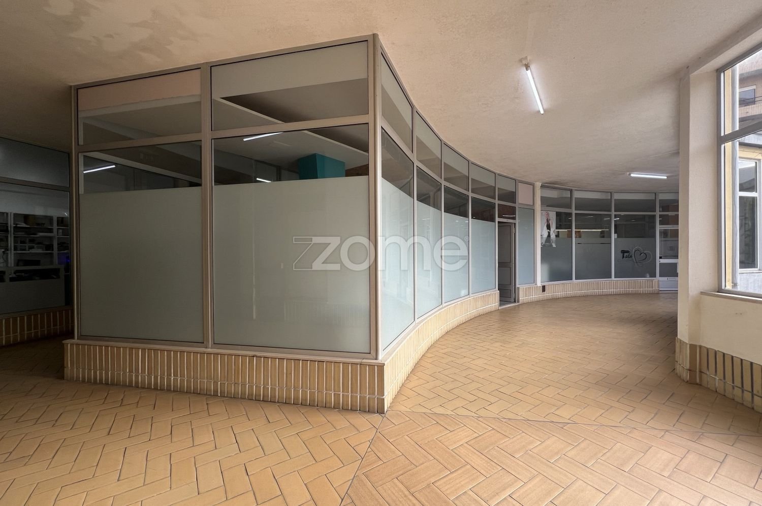 Gewerbliche Immobilie in Viana do Castelo, Portugal 24m², Nr. 90732