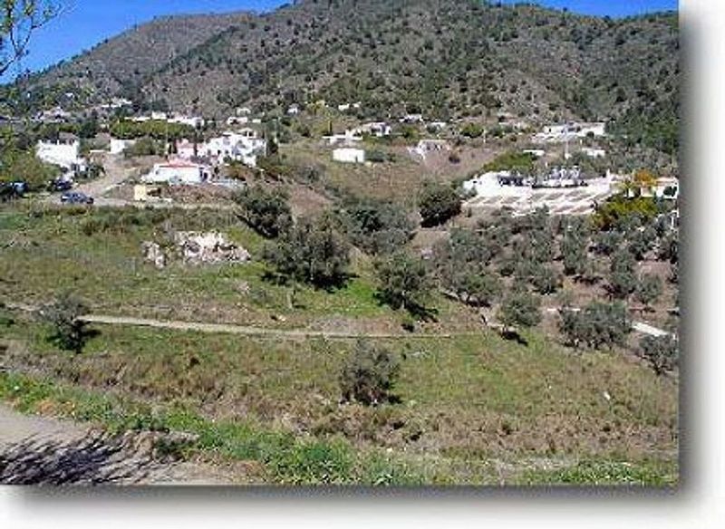 8000m² Land in Competa, Spain No. 219648