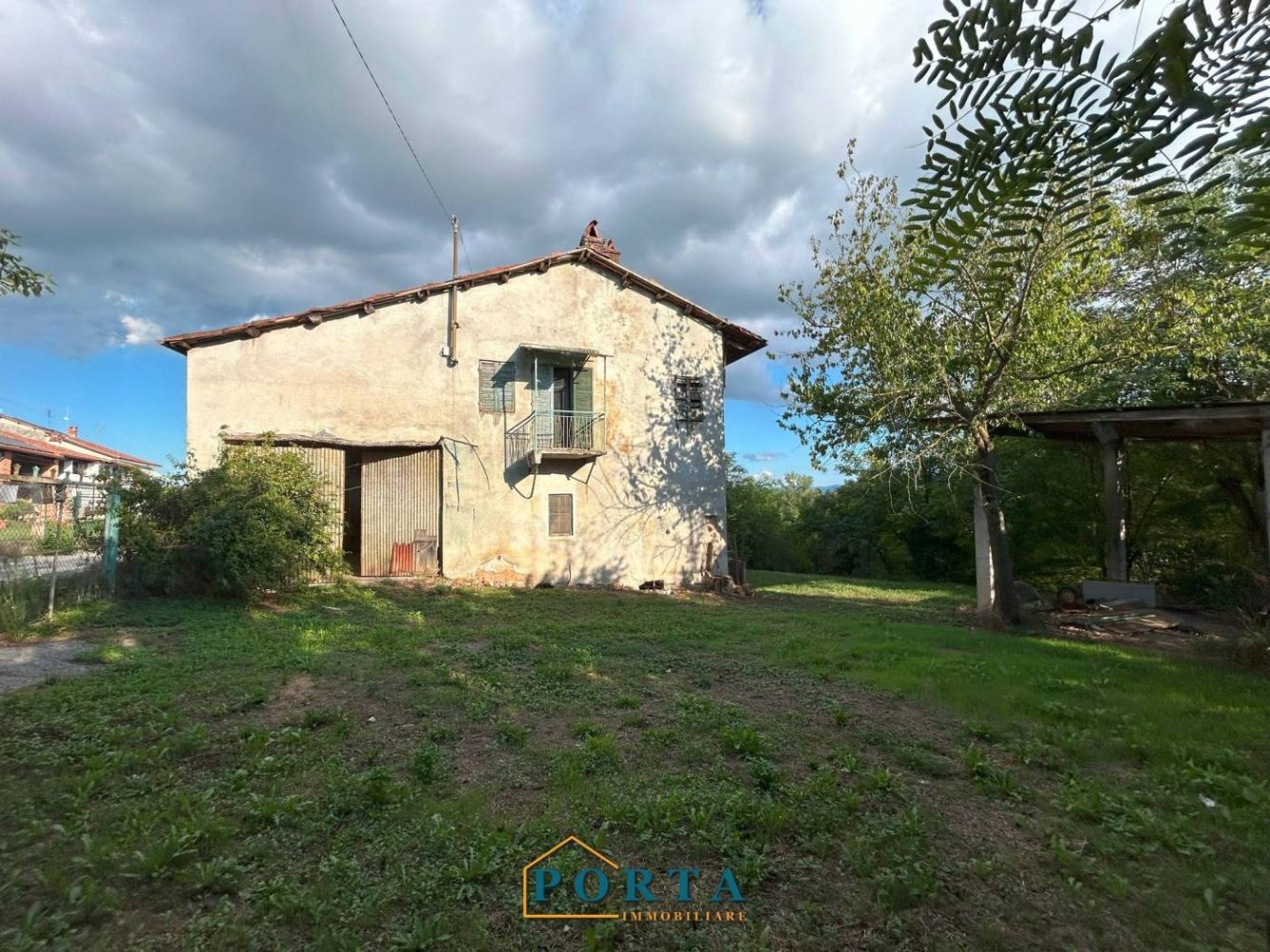 2 bedrooms House in Carrù, Italy No. 393502