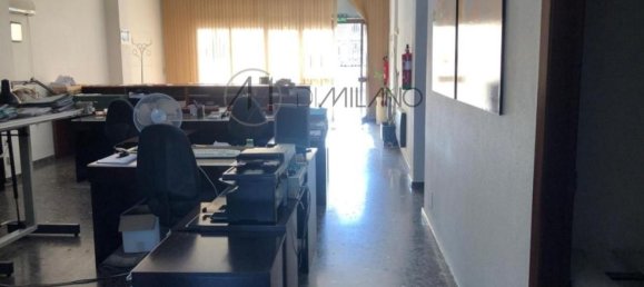 Propiedad comercial en Vigo, Spain 200 m² No. 28597 3