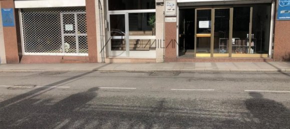 Propiedad comercial en Vigo, Spain 200 m² No. 28597 8