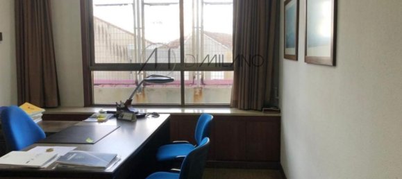 Propiedad comercial en Vigo, Spain 200 m² No. 28597 5