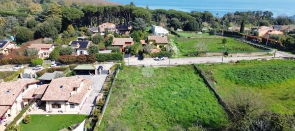 1310m² Land in Bracciano, Italy No. 138753 11