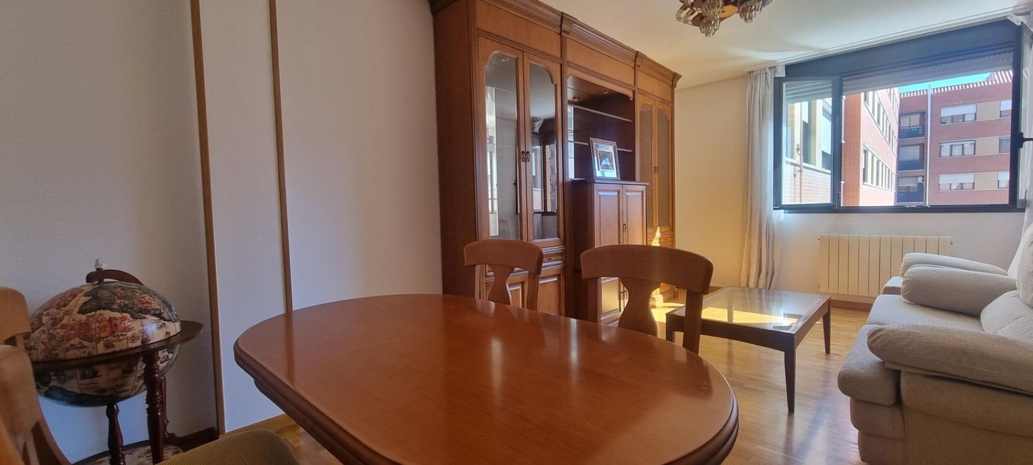 2 bedrooms Apartment in Logrono, Spain No. 156271