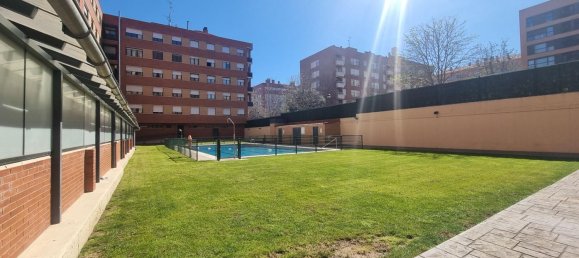 2 bedrooms Apartment in Logrono, Spain No. 156271 2