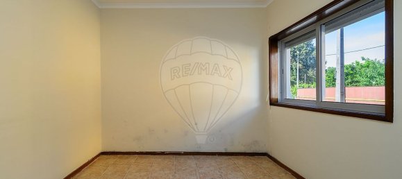 6 bedrooms House in Rio Tinto, Portugal No. 21060 23