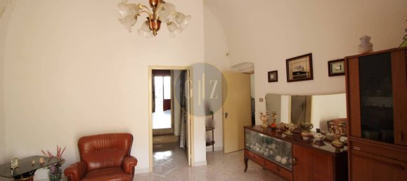 4 bedrooms Apartment in Carpignano Salentino, Italy No. 129427 3