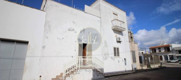 4 bedrooms Apartment in Carpignano Salentino, Italy No. 129427 2