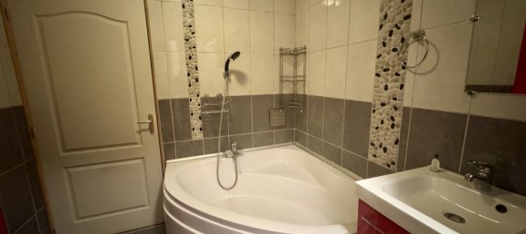 3 bedrooms Villa in Tourcoing, France No. 39301 6